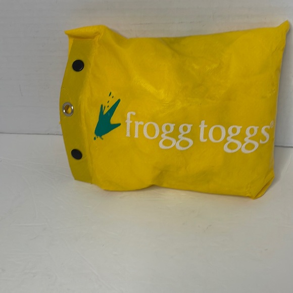Frogg Toggs  3 pc yellow waterproof  rain suit & pouch set child size Large - Picture 2 of 16